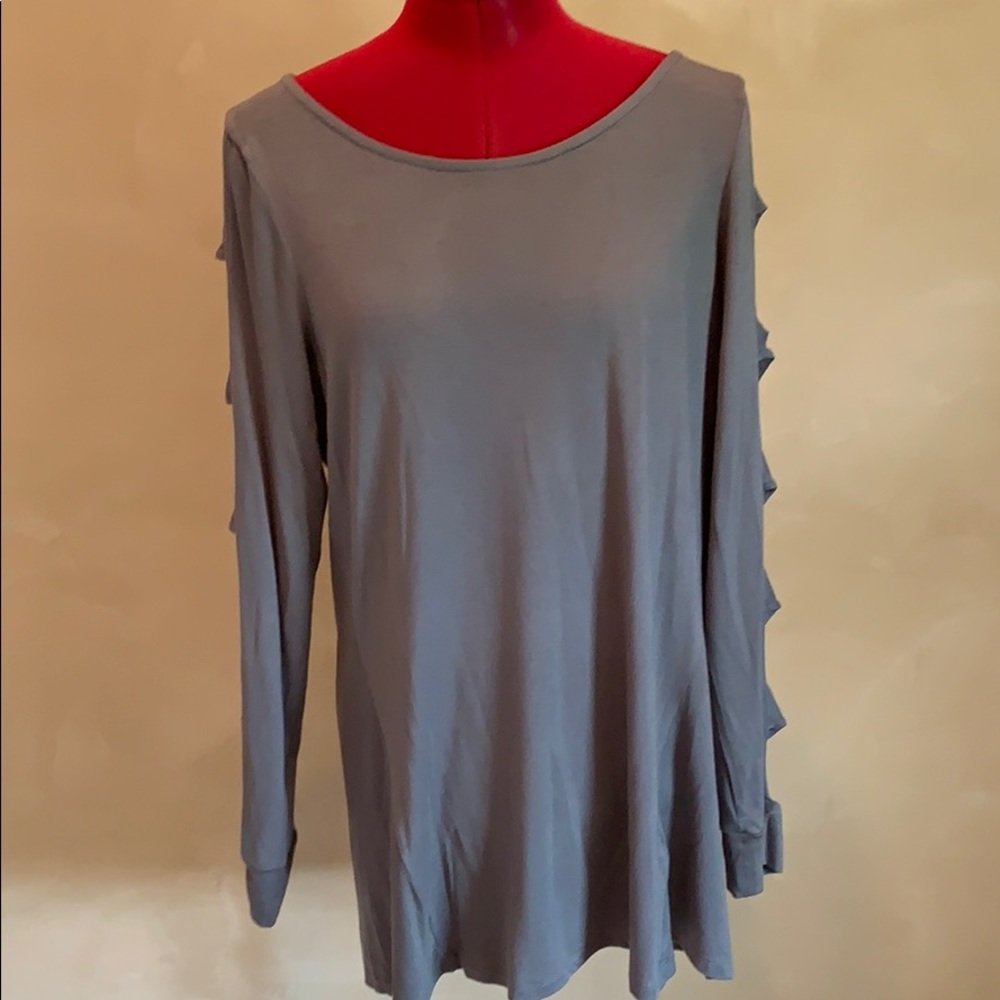 VENUS Long Sleeve Top with arm cutouts